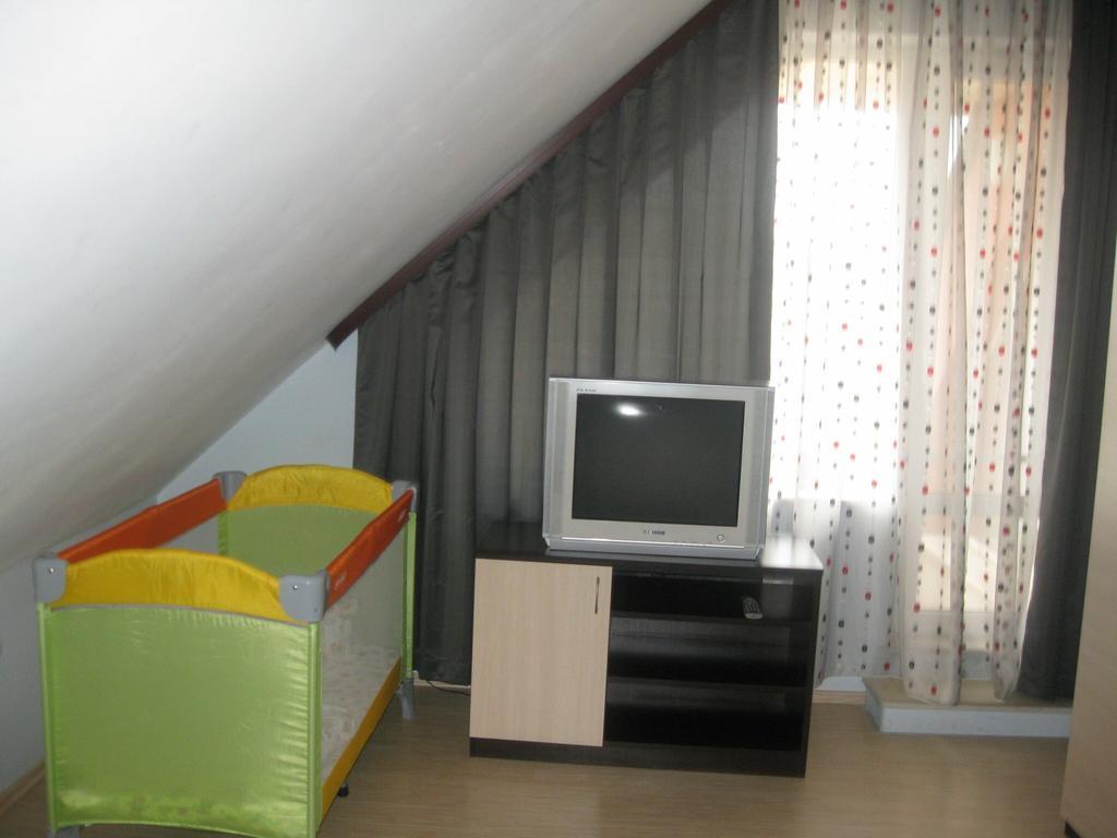 Hotel Topalovi Νεσέμπαρ Δωμάτιο φωτογραφία